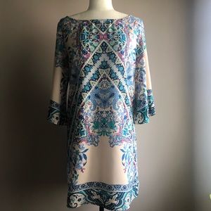 Cute mini shift dress!